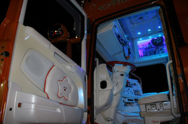 truck-in-sud-16-g21